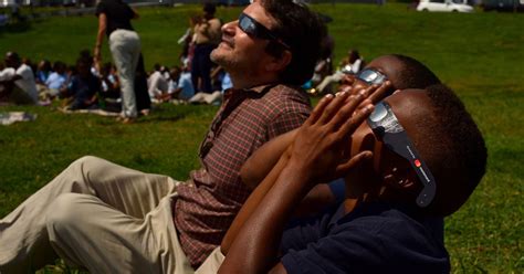 St. Louis Solar Eclipse Peak Time .